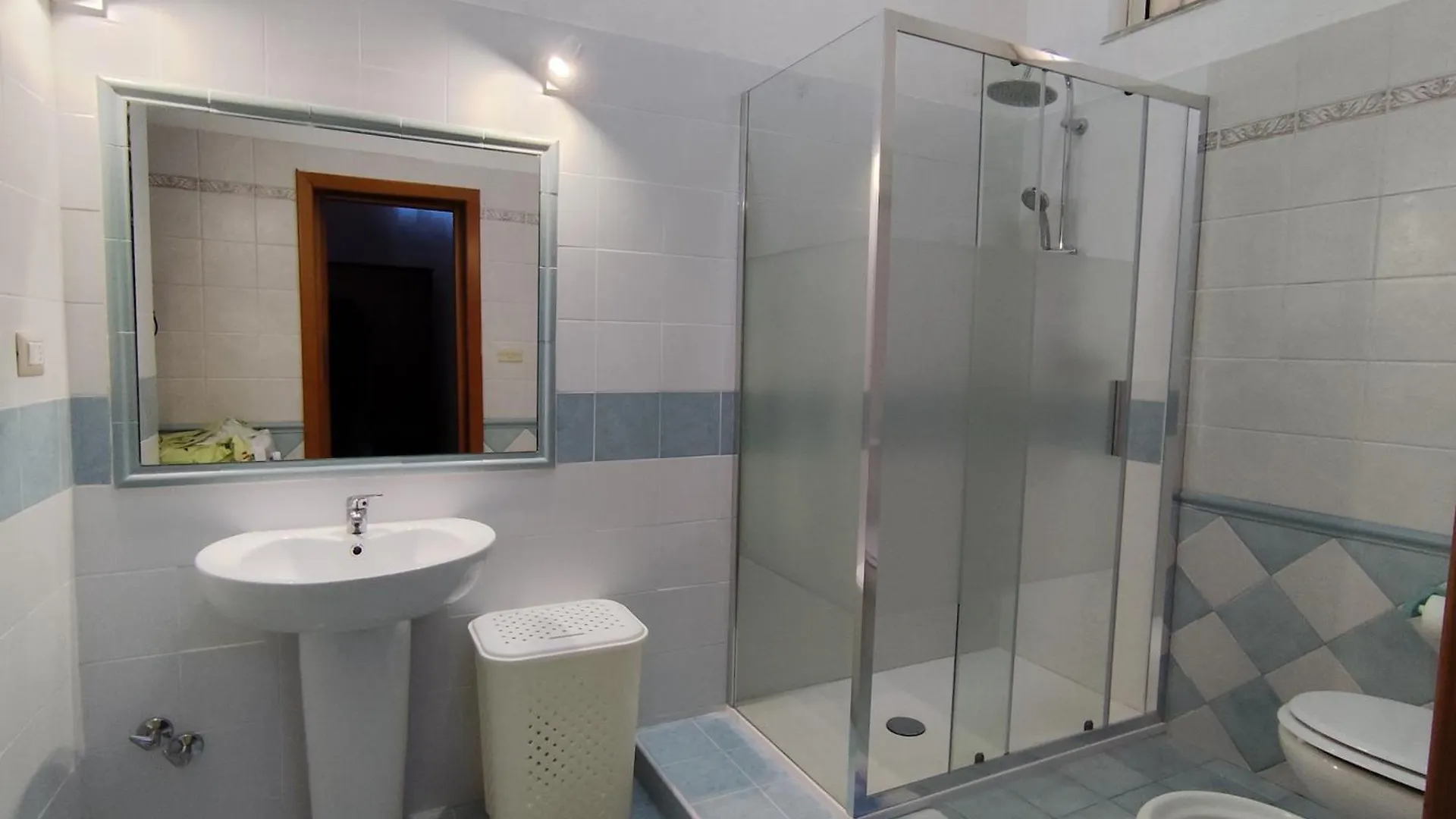 דירות אסראלה La Casa Di Via Marzulli איטליה