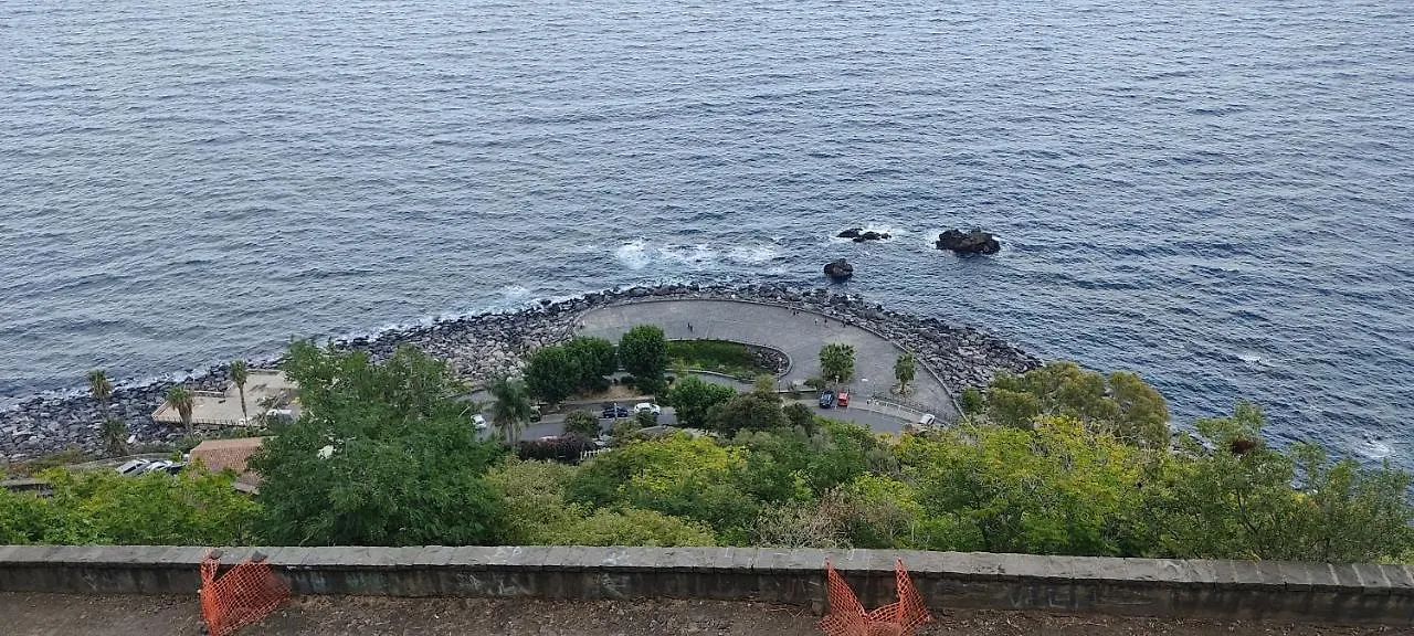 Appartamento La Casa Di Via Marzulli Acireale Italia